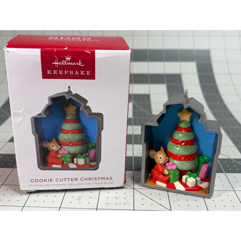 Hallmark Keepsake 2022 Cookie Cutter Christmas Ornament 11 in Series Mouse Tree